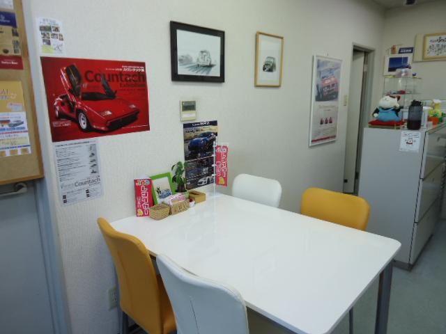 100円レンタカー デモ211店の画像3
