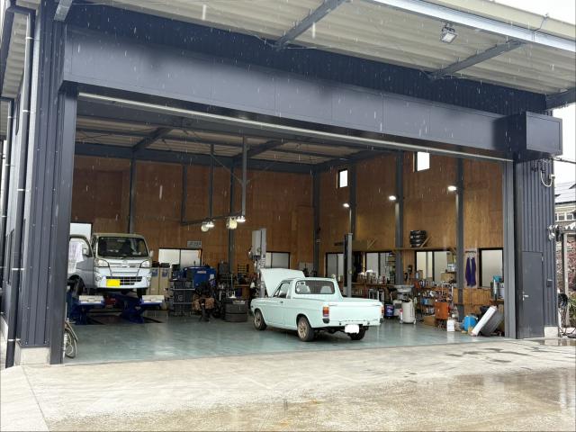 100円レンタカー 新城野田店の画像3