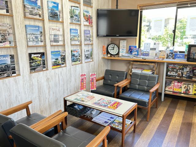 100円レンタカー 金沢中央店の画像2
