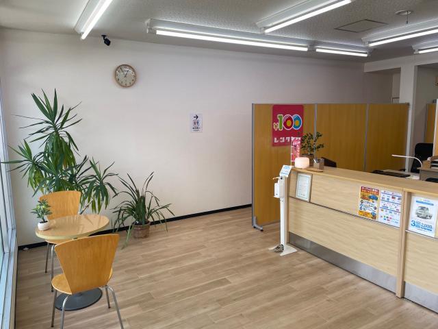 100円レンタカー 泉南光台店の画像2