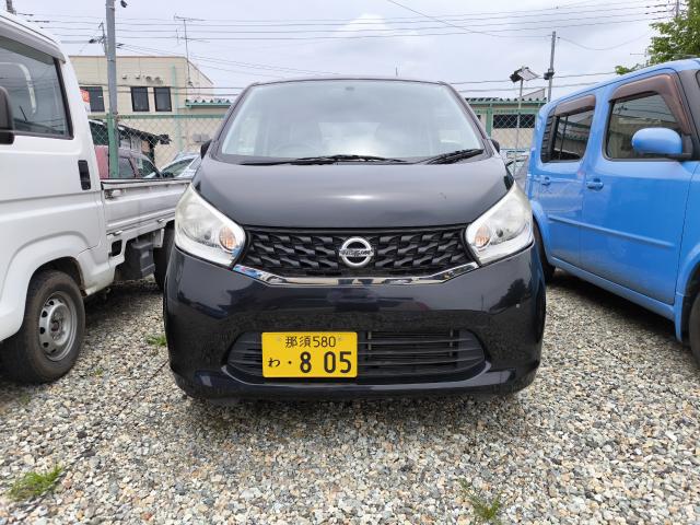 日産 デイズ車両画像