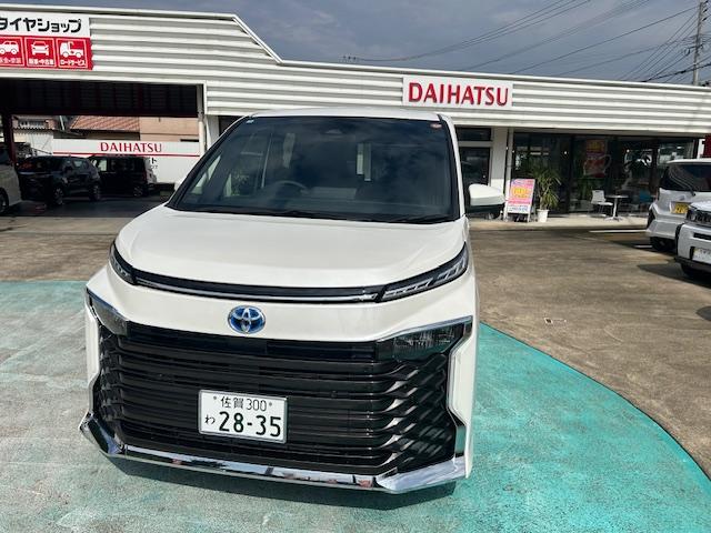 トヨタ ヴォクシ-車両画像