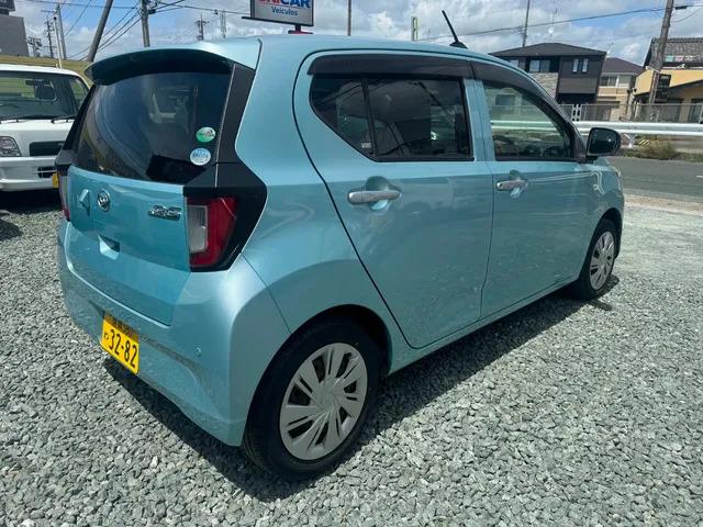 車両の画像2枚目